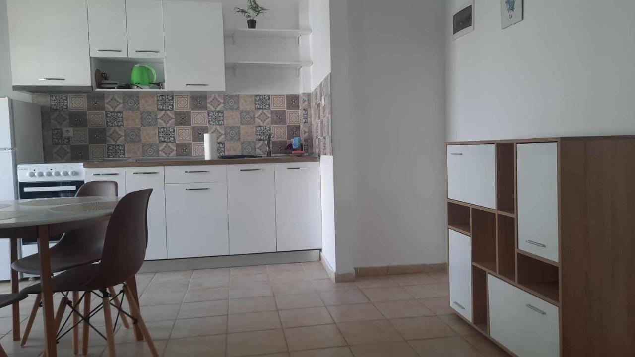 4 N-Joy Apartment Peraia  Exterior photo